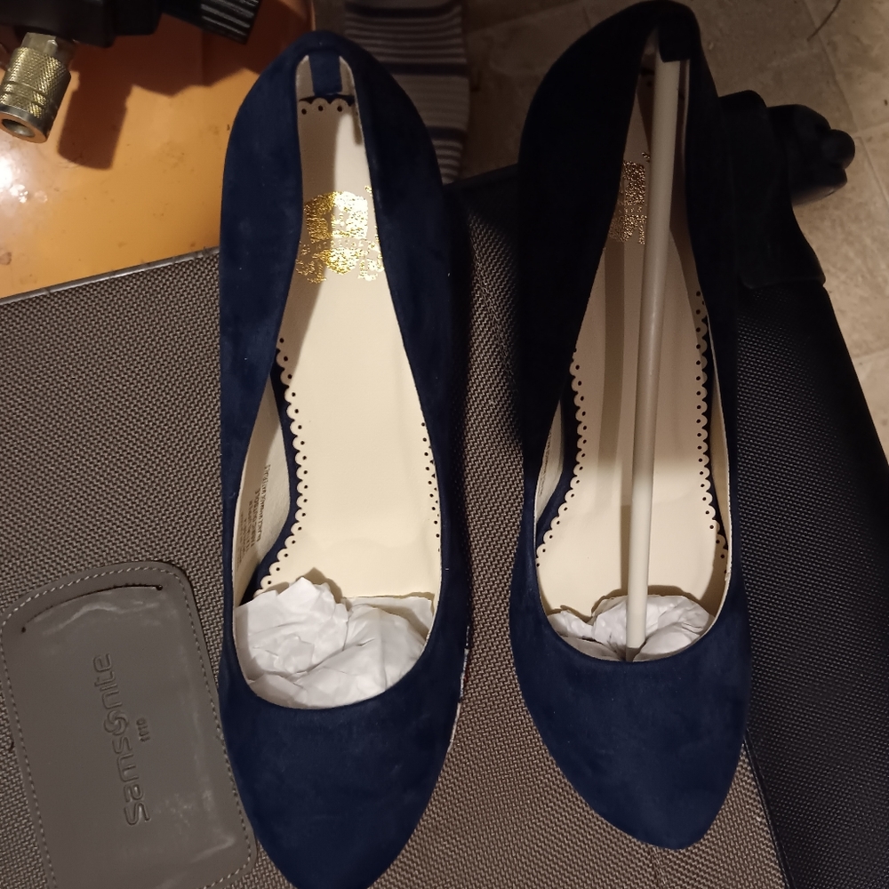 Womens shoes
